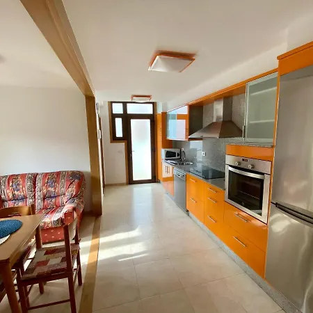 Casa Longán, Completo Cerca De La Playa Cangas do Morrazo